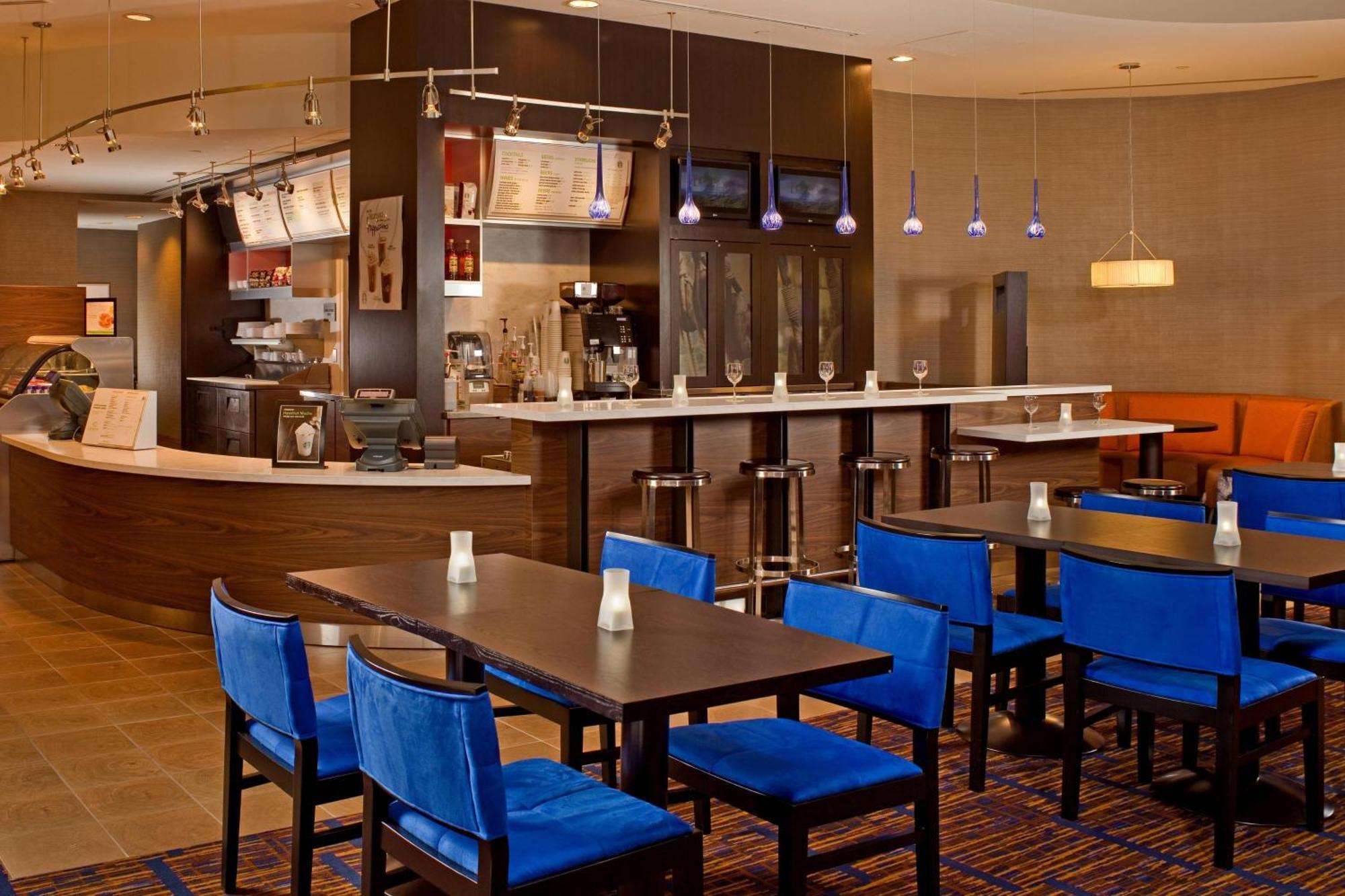 Courtyard By Marriott Baltimore Downtown/Inner Harbor Esterno foto