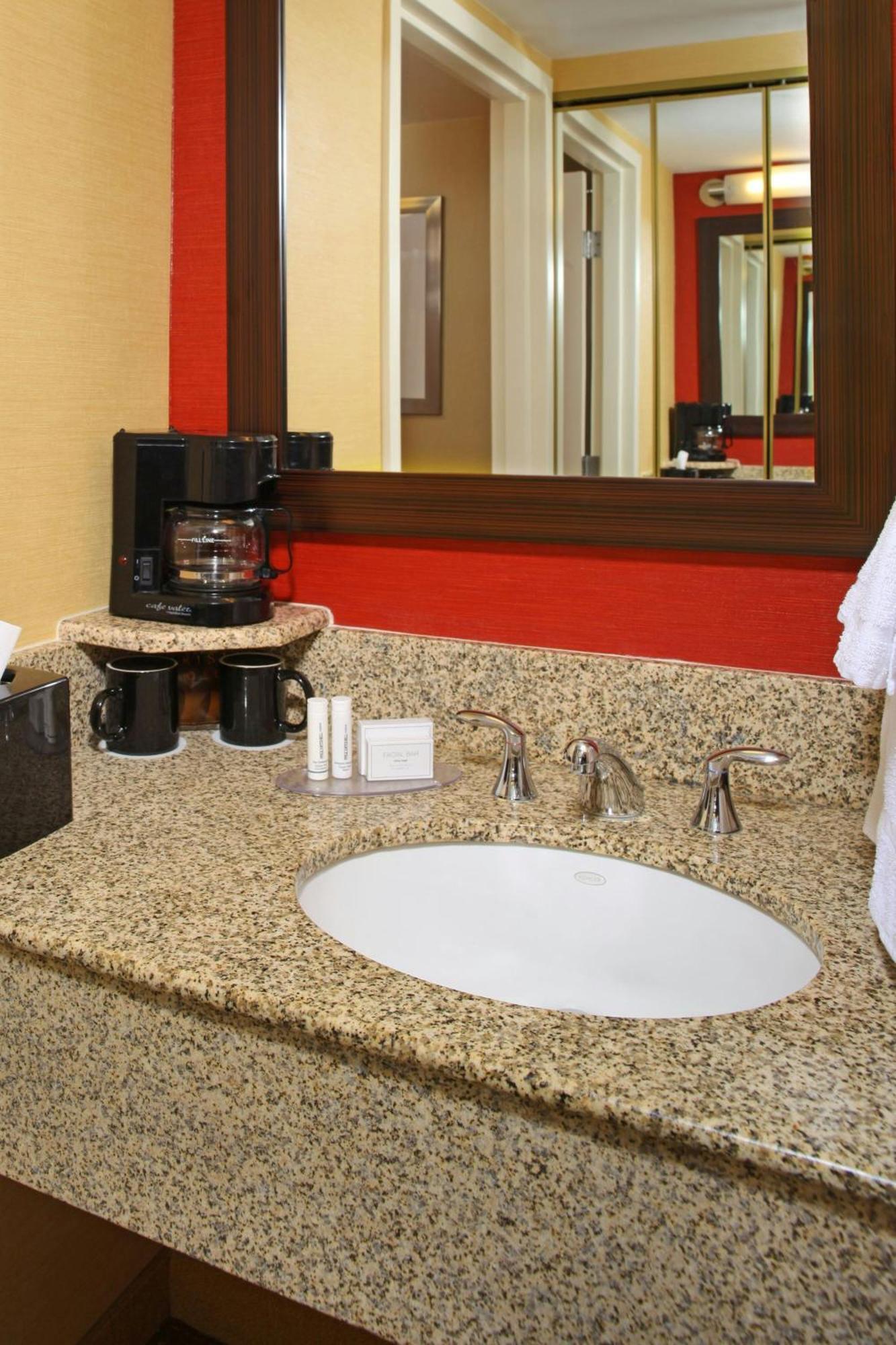 Courtyard By Marriott Baltimore Downtown/Inner Harbor Esterno foto