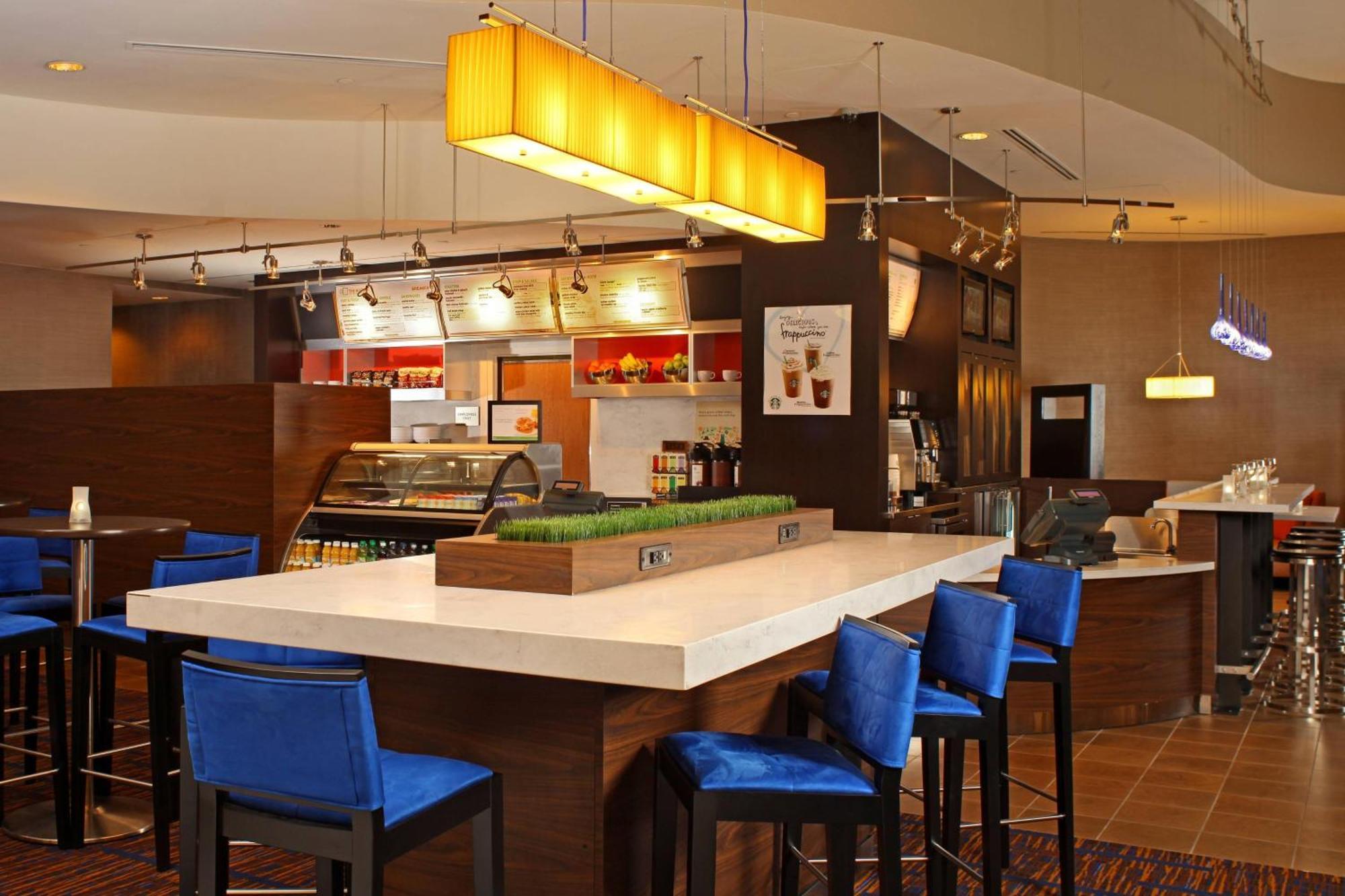 Courtyard By Marriott Baltimore Downtown/Inner Harbor Esterno foto